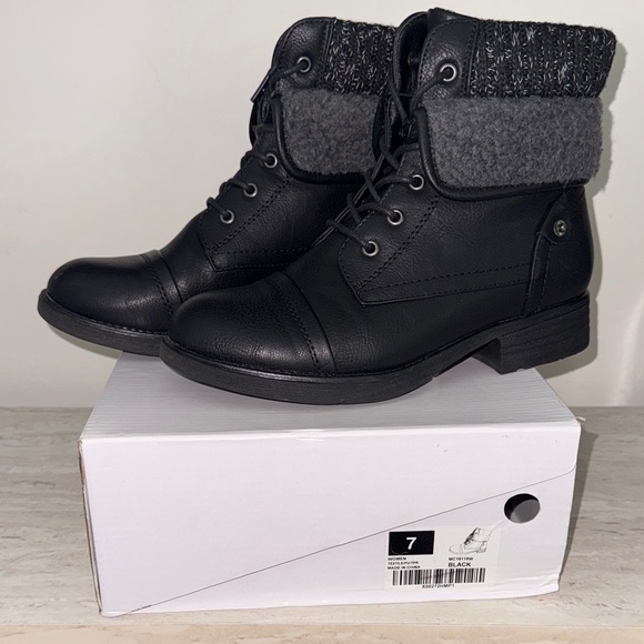 Moda Chics Shoes - Women's Black and Gray Ankle Boots